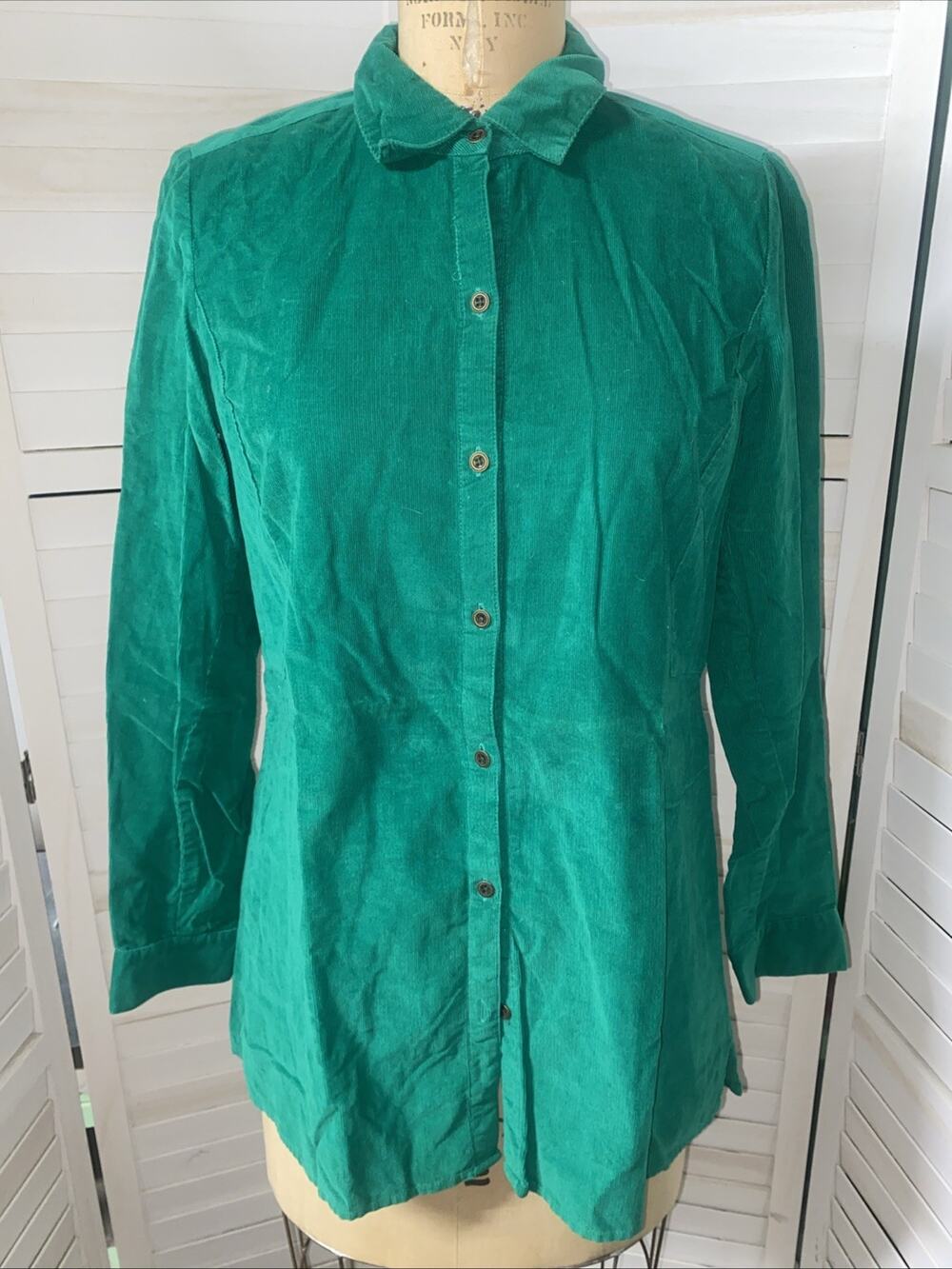 J. Jill Corduroy Button Down Green Shirt Women’s Long Sleeve Pockets Sz Small